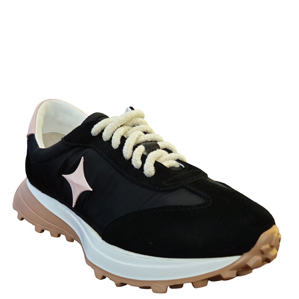 Black jogger sneaker with white star logo, cream laces, rugged blue-tan sole