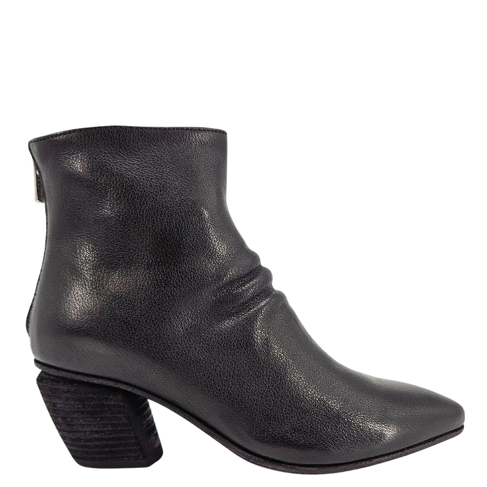 Severine/008 Black Leather Ankle Boot