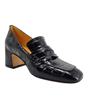 Black crocodile-patterned shoe on a white background