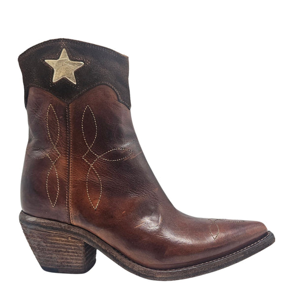 Cognac Leather Pointy Toe Star Ankle Boots
