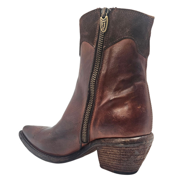 Cognac Leather Pointy Toe Star Ankle Boots