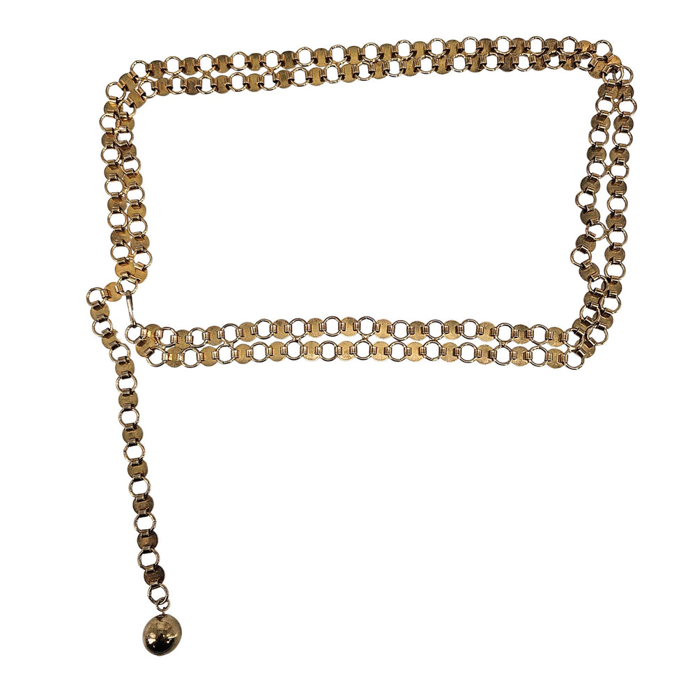 Gold chain Belton a white background