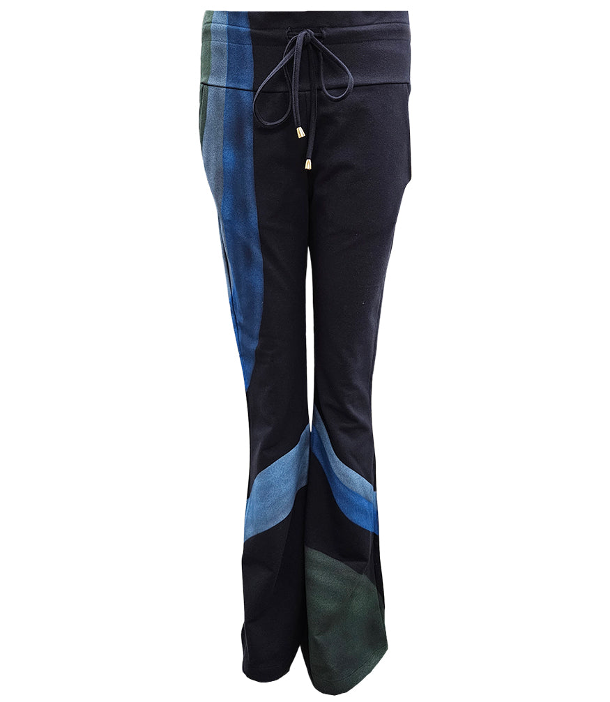 Designing Hollywood X Madison Maison Pantalones deportivos acampanados en azul marino - MADISON MAISON