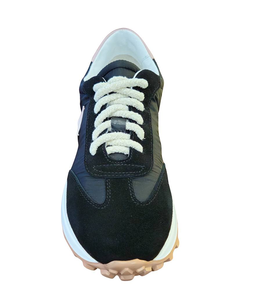 Maison standard sneakers deals