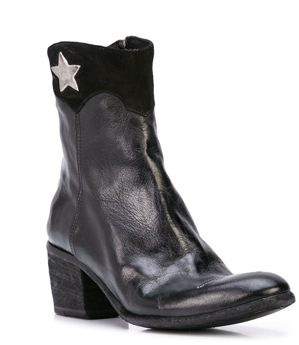 BLACK LEATHER ROUND TOE BOOT W/ SILVER STAR DETAIL