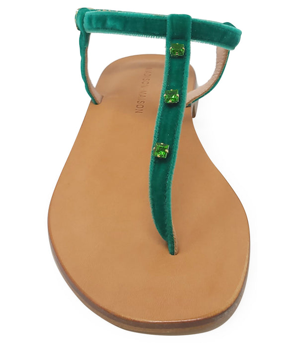 Emerald jeweled thong sandals with green gems, stylish and elegant, perfect for summer wear.