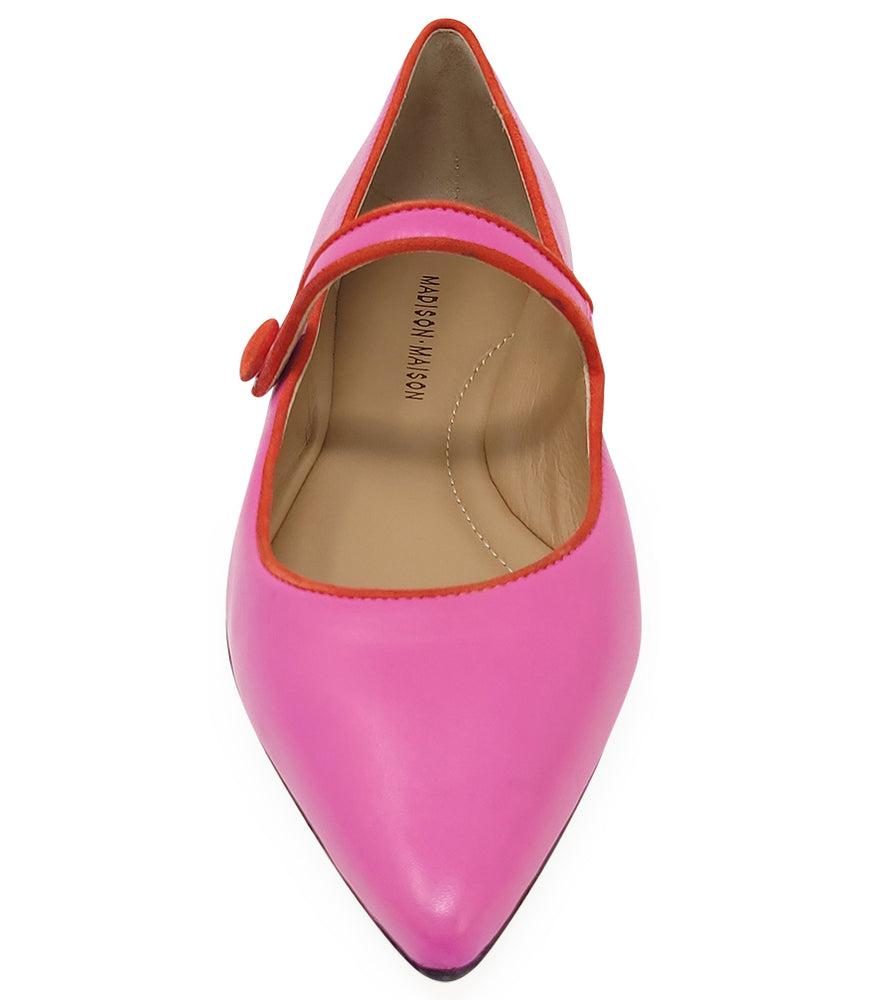 
                      
                        Ballet puntiagudo plano de cuero rosa
                      
                    